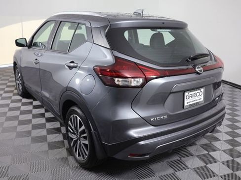 Used 2024 Nissan Kicks SV FWD image 6
