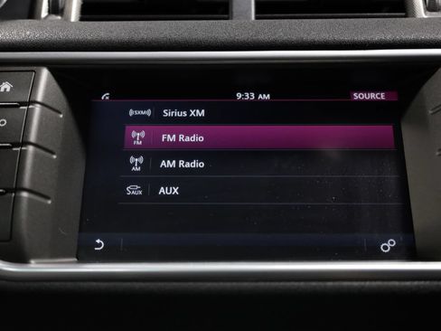Used 2018 Land Rover Range Rover Evoque SE AWD/4WD image 44