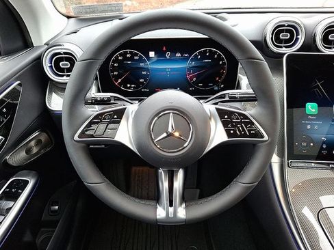 Used 2026 Mercedes-Benz GLC 300 4MATIC image 16