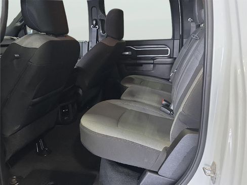 Used 2024 RAM 2500 Big Horn AWD/4WD image 19