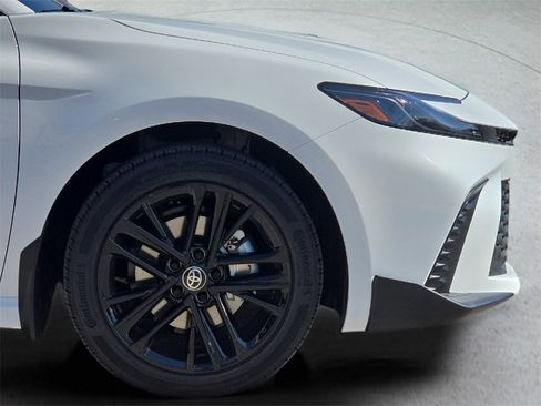 New 2026 Toyota Camry SE image 10