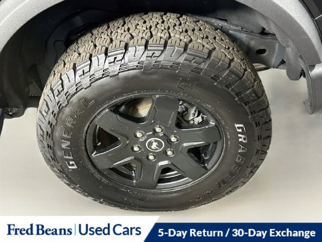 Used 2025 Ford Bronco Outer Banks w/ Black Appearance Package AWD/4WD image 39