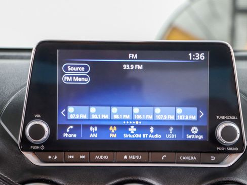 Used 2024 Nissan Sentra SV FWD image 19