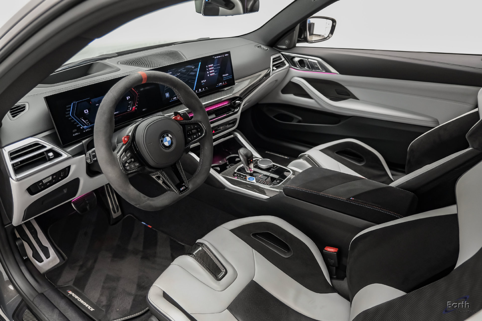 Used 2025 BMW M4 xDrive Competition w/ Executive Package AWD/4WD image 3
