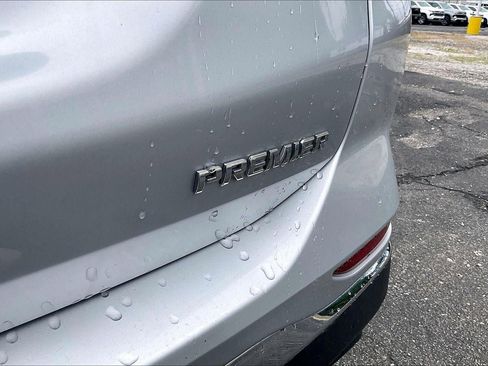 Used 2019 Chevrolet Equinox Premier FWD image 10
