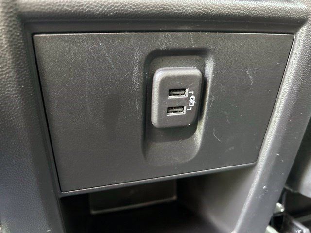 Used 2023 Chevrolet Traverse LS w/ Midnight/Sport Edition FWD image 40