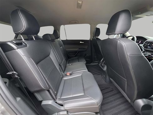 Used 2023 Volkswagen Atlas SE image 26