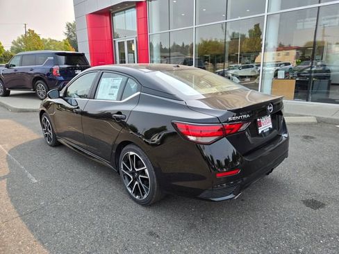 New 2025 Nissan Sentra SR w/ SR Premium Package image 8