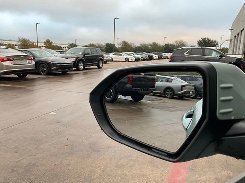 Used 2025 Hyundai Kona SEL image 19