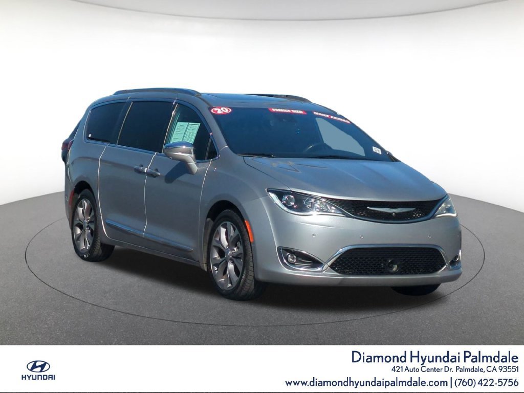 Used 2020 Chrysler Pacifica Limited FWD image 1