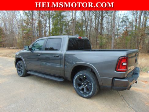 New 2026 RAM 1500 Big Horn AWD/4WD image 9