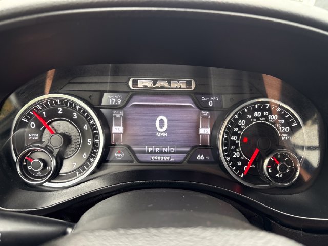 Used 2019 RAM 1500 Big Horn AWD/4WD image 13