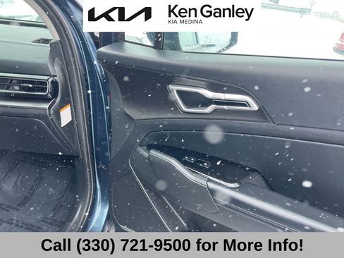 Certified 2023 Kia Sportage EX w/ EX Premium Package image 60