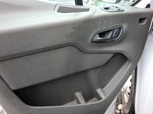 Used 2023 Ford Transit 350 DRW image 12