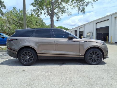Used 2020 Land Rover Range Rover Velar R-Dynamic S AWD/4WD image 12