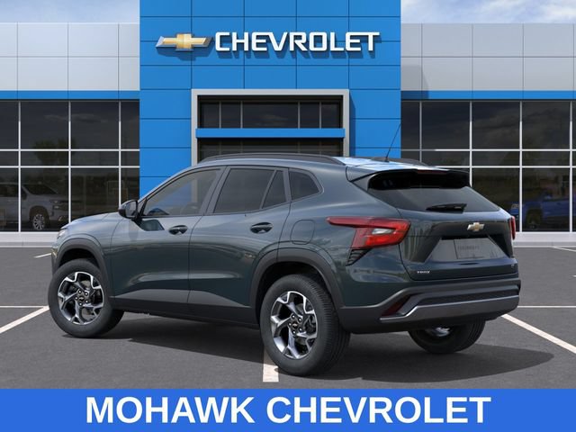 New 2026 Chevrolet Trax LT w/ Driver Confidence Package FWD image 3