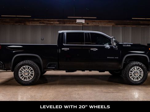 Used 2020 Chevrolet Silverado 3500 High Country w/ Z71 Off-Road Package image 9