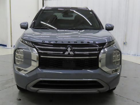 New 2025 Mitsubishi Outlander SEL image 8