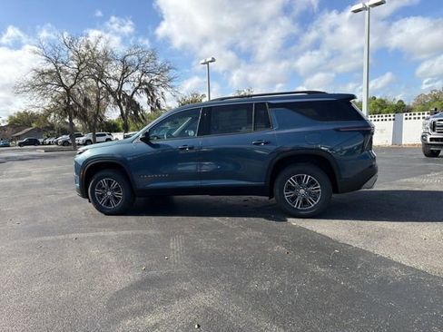 New 2026 Chevrolet Traverse LT image 4
