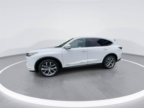 Used 2024 Acura MDX SH-AWD w/ Technology Package image 5