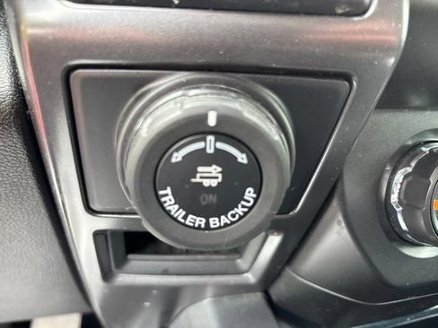 Used 2020 Ford F150 XLT w/ Equipment Group 302A Luxury AWD/4WD image 28