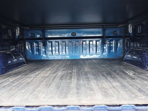 Used 2017 GMC Sierra 1500 SLT w/ SLT Premium Package image 18