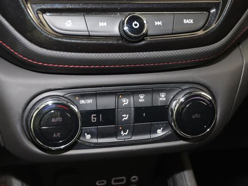 Used 2023 Chevrolet TrailBlazer RS w/ Convenience Package image 29