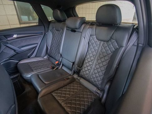 Used 2022 Audi SQ5 Prestige w/ Prestige Package AWD/4WD image 19
