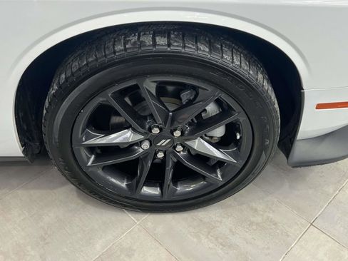 Certified 2023 Dodge Challenger GT w/ Plus Package image 6