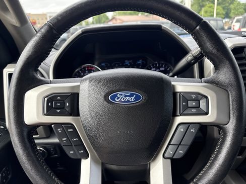 Used 2019 Ford F350 Lariat w/ Lariat Ultimate Package AWD/4WD image 16