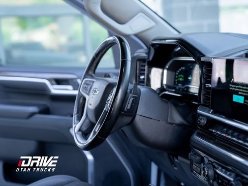 Used 2023 Chevrolet Silverado 1500 LT Trail Boss w/ Protection Package image 21