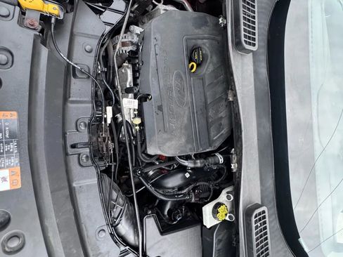Used 2017 Ford Escape SE FWD image 22