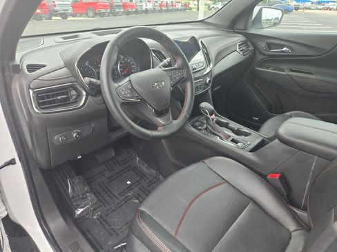 Certified 2023 Chevrolet Equinox RS w/ RS Leather Package AWD/4WD image 11
