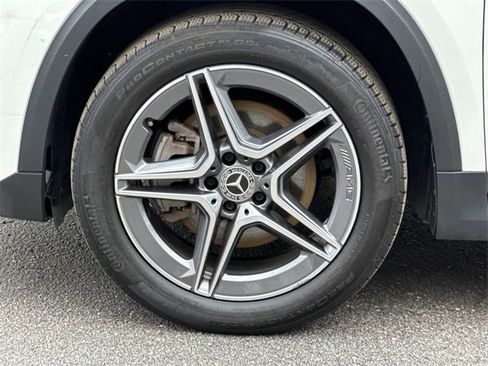 Certified 2022 Mercedes-Benz GLA 250 4MATIC image 8