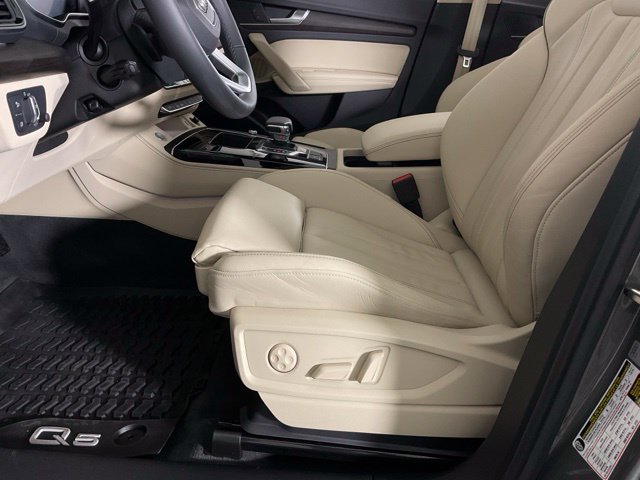Used 2025 Audi Q5 2.0T Premium Plus AWD/4WD image 28