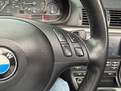 Used 2005 BMW 325Ci Convertible image 33