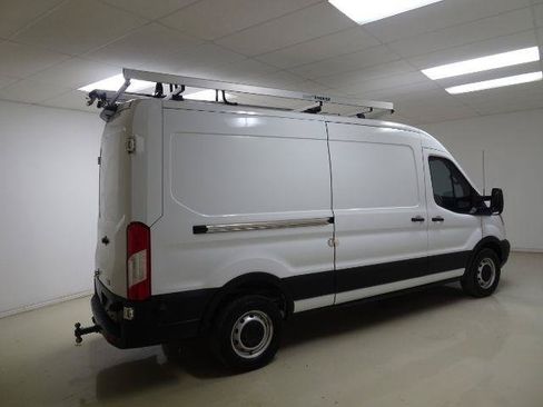 Used 2019 Ford Transit 250 148 Medium Roof RWD image 6