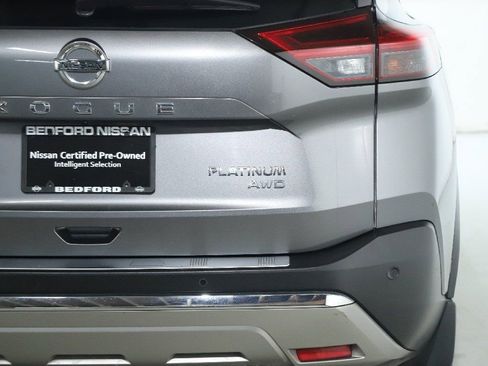 Certified 2021 Nissan Rogue Platinum image 49