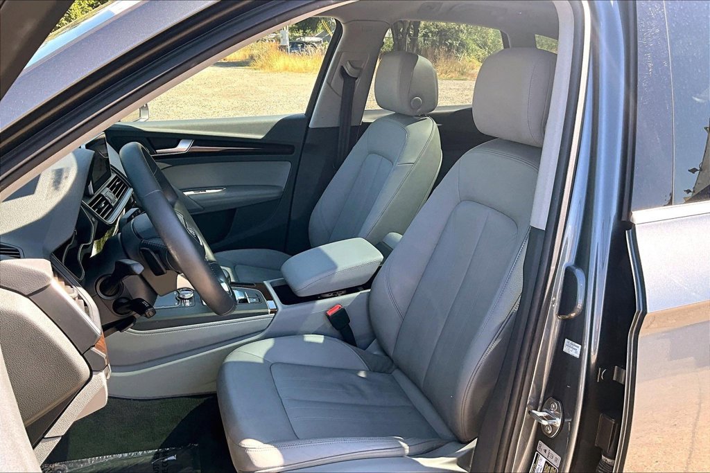 Used 2019 Audi Q5 3.0T Premium Plus w/ Premium Plus Package AWD/4WD image 9