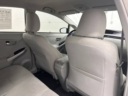 Used 2014 Toyota Prius Three FWD image 22