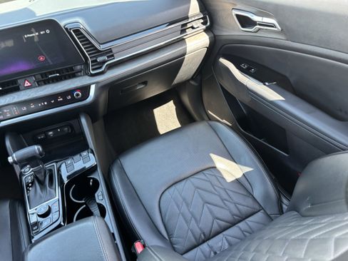 Certified 2025 Kia Sportage X-Line w/ Premium Package AWD/4WD image 14