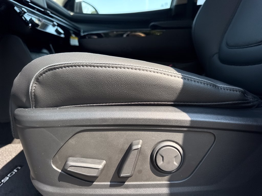 New 2026 Hyundai Tucson Limited AWD/4WD image 12