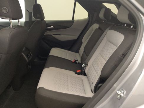 Used 2024 Chevrolet Equinox LS w/ LS Convenience Package FWD image 18