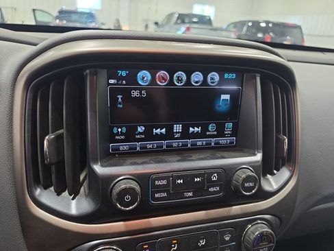 Used 2018 Chevrolet Colorado Z71 AWD/4WD image 8