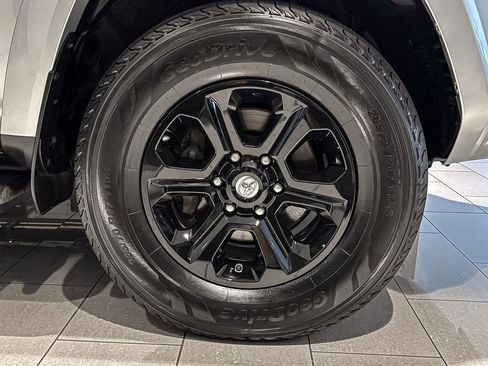 Certified 2022 Toyota 4Runner SR5 Premium image 18