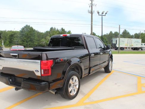 Used 2018 Ford F150 Platinum w/ Equipment Group 701A Luxury AWD/4WD image 3