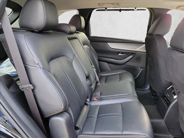 Used 2024 MAZDA CX-90 Plug-In Hybrid w/ Preferred AWD/4WD image 16