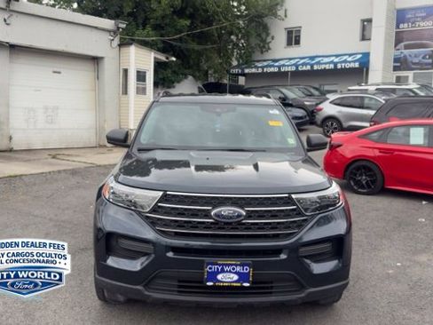 Certified 2022 Ford Explorer XLT AWD/4WD image 5