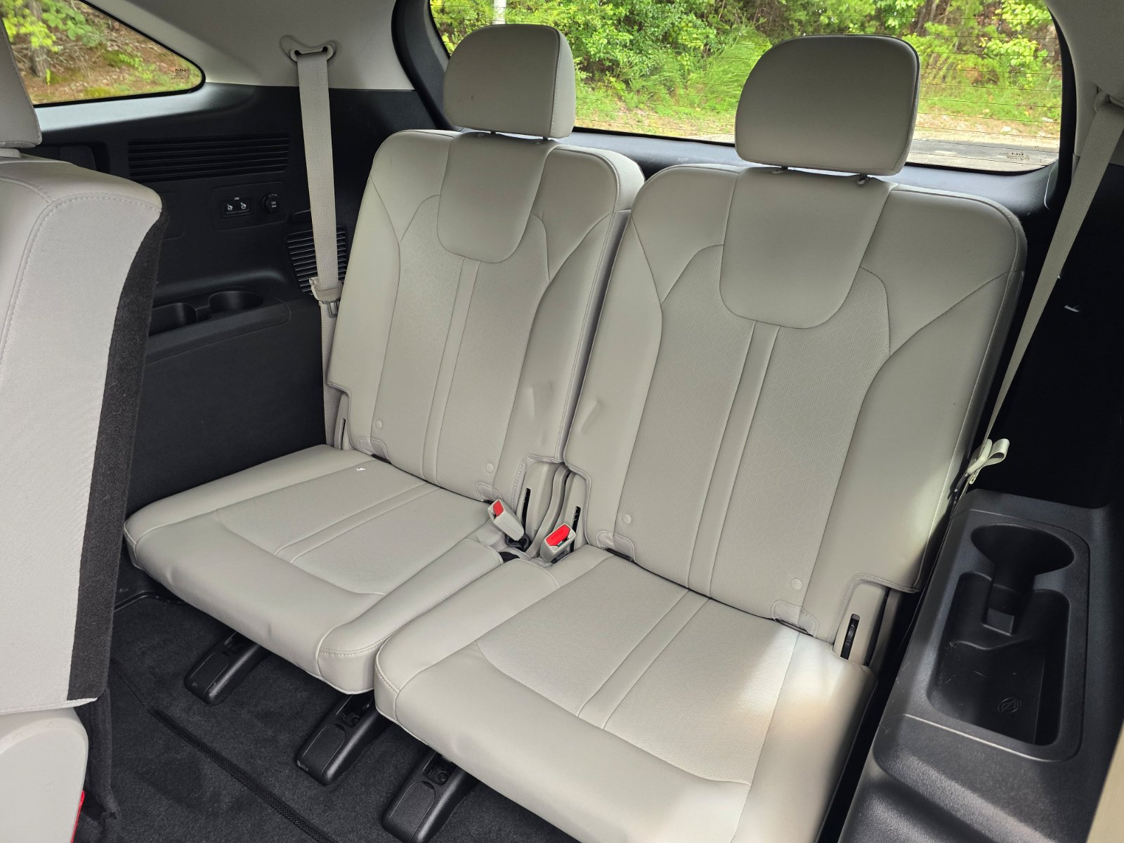Used 2023 Kia Sorento S w/ Panoramic Sunroof Package FWD image 10