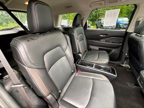 Used 2022 Nissan Pathfinder SL w/ SL Premium Package AWD/4WD image 15